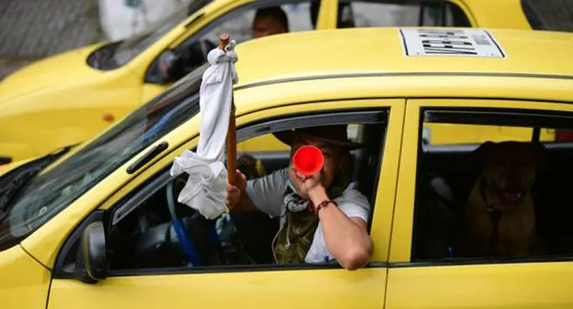 Taxistas anuncian nueva jornada de protestas en Bogotá para el 23 de enero