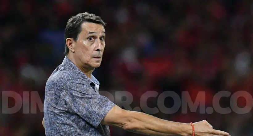 América de Cali no pudo pasar del empate ante La Equidad y el entrenador costarricense se mostró inconforme con el arbitraje en el Pascual.