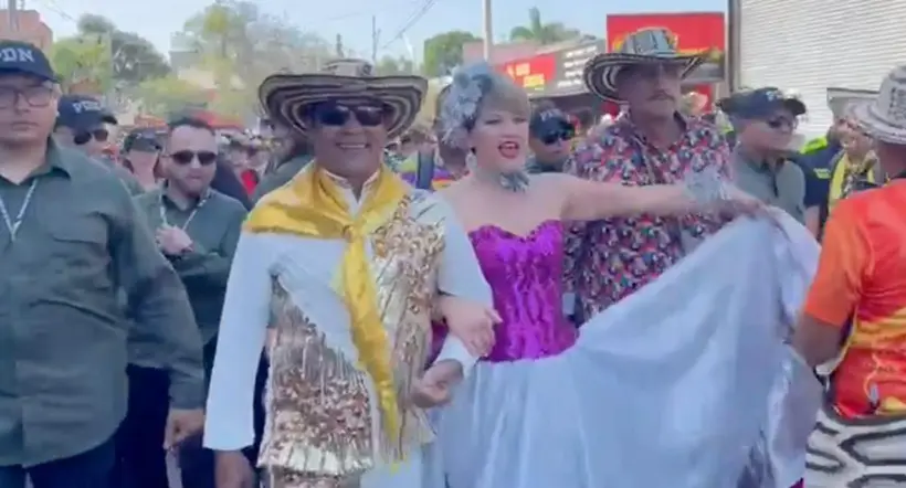 foto de Verónica Alcocer bailando en el Carnaval de Barranquilla