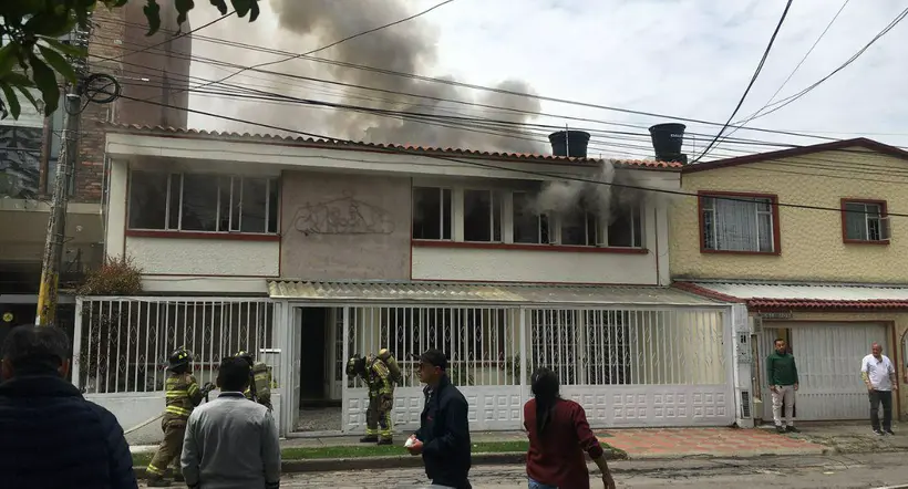 Este 22 de febrero se registró un incendio en una vivienda en Normandia, occidente de Bogotá, y se conocen las primeras imágenes de lo ocurrido.