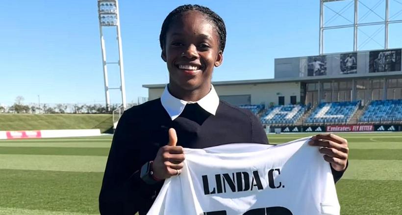 Linda Caicedo, que apareció con camiseta del Real Madrid a los 6 años.