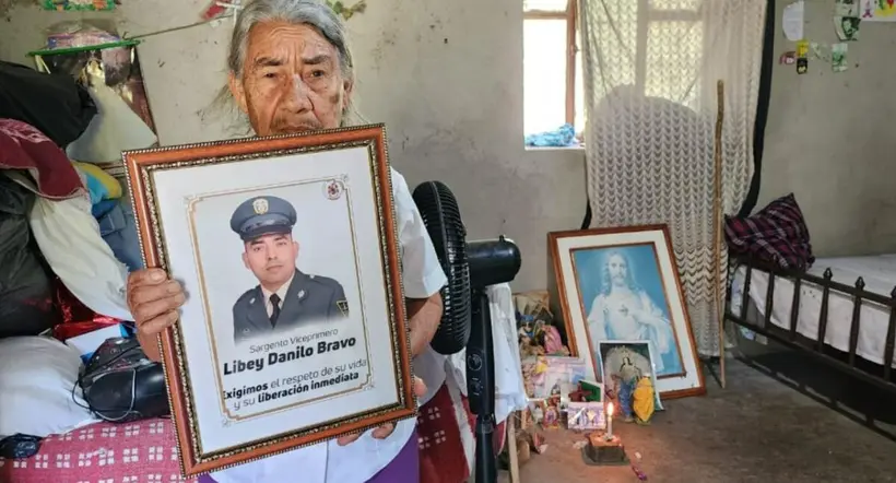 Familiares de suboficial secuestrado por el ELN piden al Ejército que no intenten rescatarlo