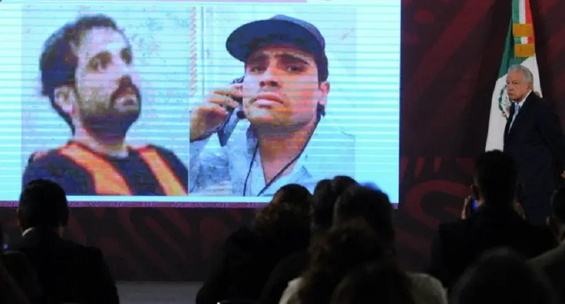 AMLO con fotos de Ovidio Guzmán, porque Estados Unidos pide oficialmente la extradición del hijo del 'Chapo'