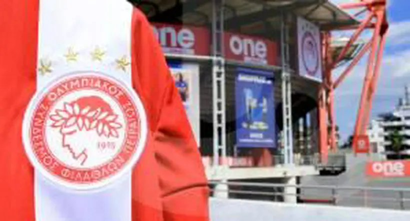 Aplazada la semifinal del Olympiacos de James Rodríguez por luto nacional 