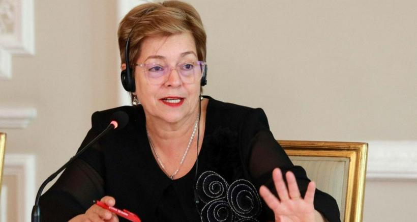 La ministra de Trabajo anunció que la presentación de la reforma laboral en Colombia se hará la próxima semana e ignoró petición de los empresarios.
