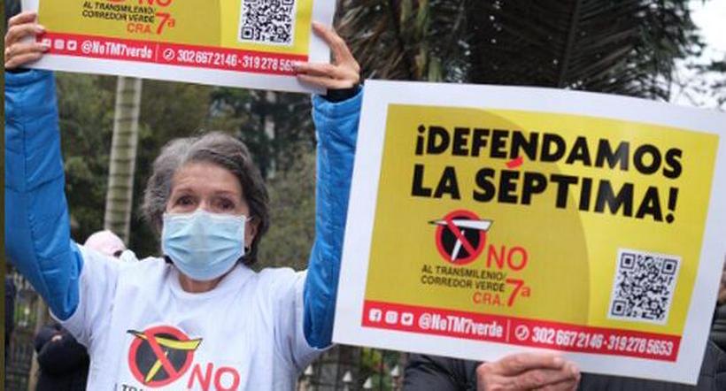 Protestas contra el proyecto de Transmilenio por la carrera Séptima, en Bogotá