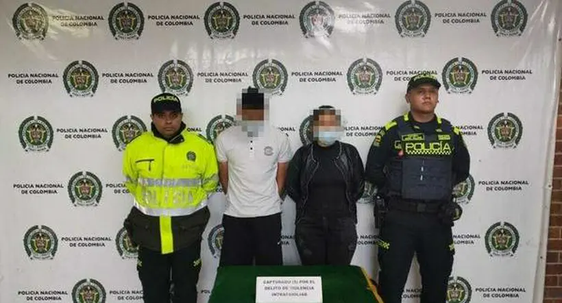 Madre y padrastro quemaron a 2 niños en Bogotá porque no querían comer