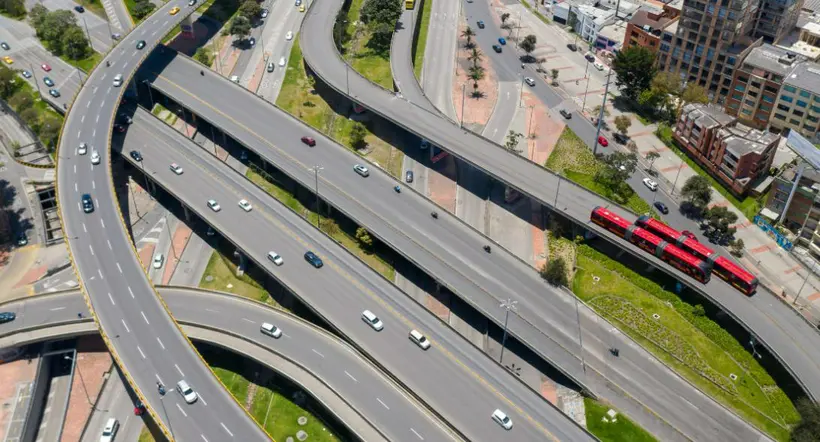 Exceder la velocidad en estas vías de Bogotá podría costarle más de medio millón de pesos