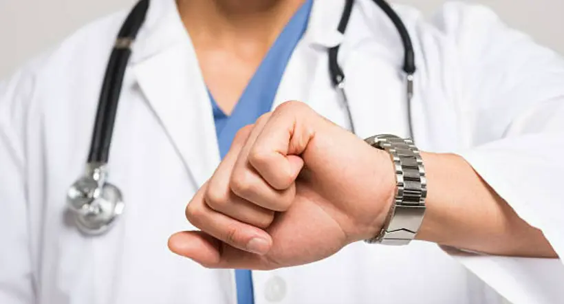 ¿Las EPS en Colombia pueden cobrar multa por inasistencia a citas médicas?