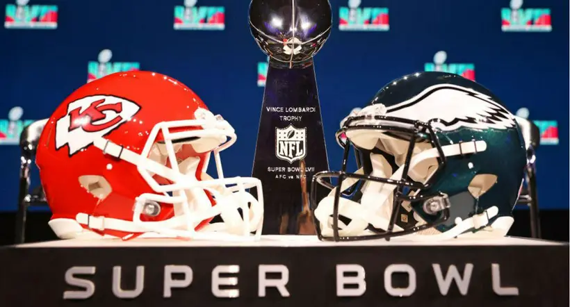 Foto de dos cascos de Super Bowl a propósito de 7 curiosidades