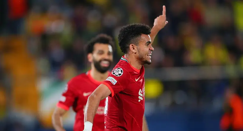 VILLARREAL, SPAIN - MAY 03: Luis Diaz of Liverpool celebrates scoring his side's 2nd goal during the UEFA Champions League Semi Final Leg Two match between Villarreal and Liverpool at Estadio de la Ceramica on May 03, 2022 in Villarreal, Spain. (Photo by Eric Alonso/Getty Images)