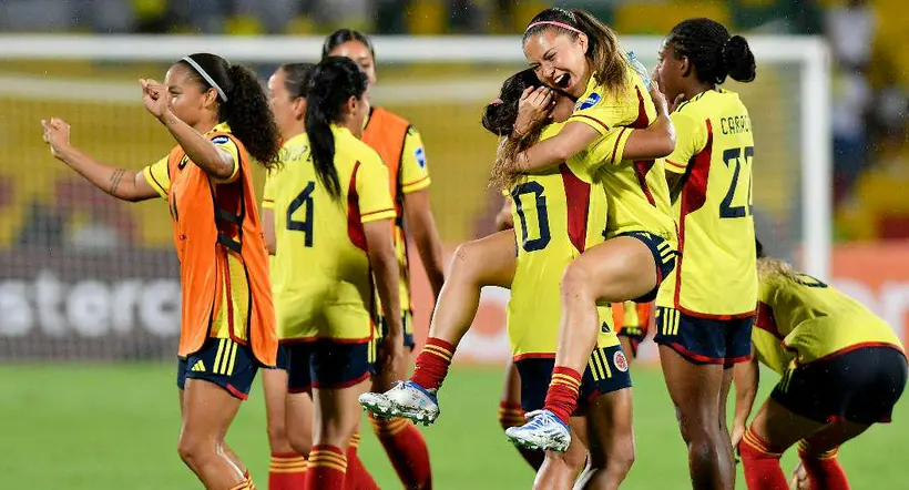 Foto de Selección Colombia femenina, en nota de Selección Colombia femenina: lesión de jugadora clave Leicy Santos; qué le pasó