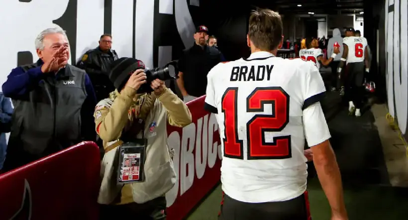 Foto de Tom Brady a propósito de cuánto es su fortuna ganada en la NFL