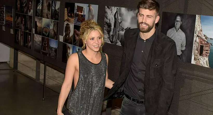 Foto de Shakira y Piqué a propósito de que ella lo puso a escuchar 'Monotonía'