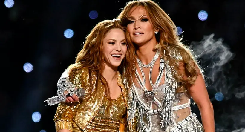 Shakira y Jennifer Lopez en Super Bowl, en nota sobre por qué cantante no quiso cantar con ellas
