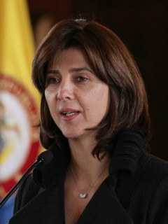 María Ángela Holguín