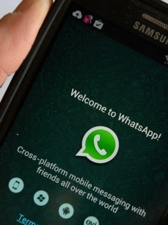 US-IT-TAKEOVER-FACEBOOK-WHATAPP