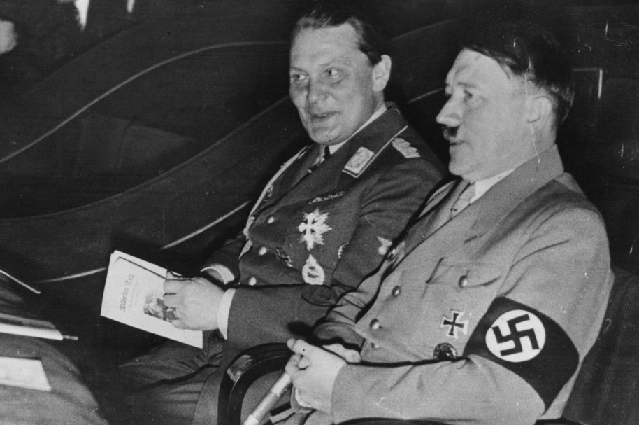 Adolf Hitler y Hermann Goering