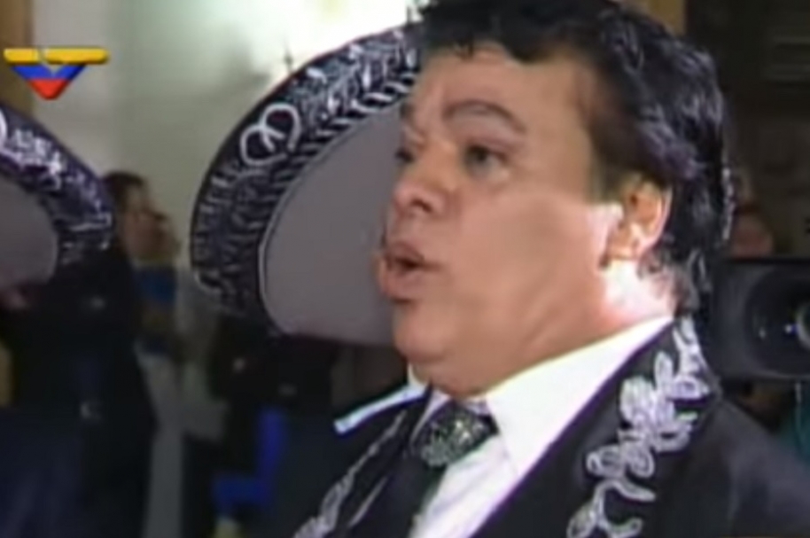 Juan Gabriel le canta a Maduro YouTube