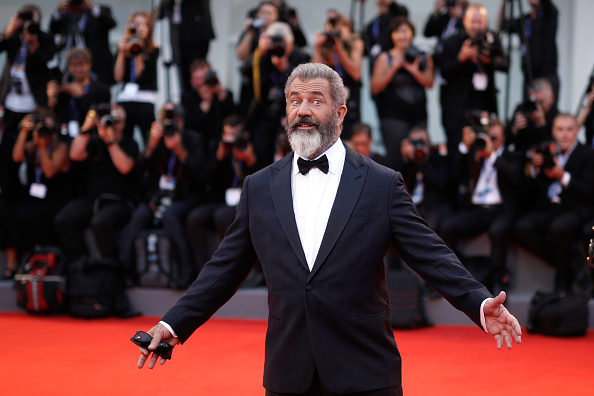Mel Gibson presenta su más reciente película en el Festival de Cine de Venecia.