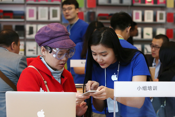 Venta de celulares Apple en la China.