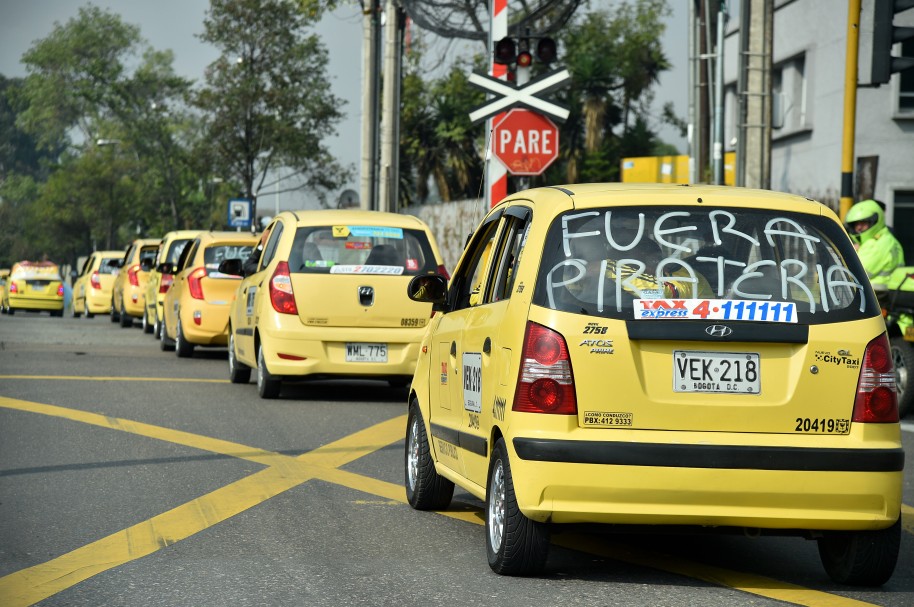 COLOMBIA-TAXI-UBER-PROTEST
