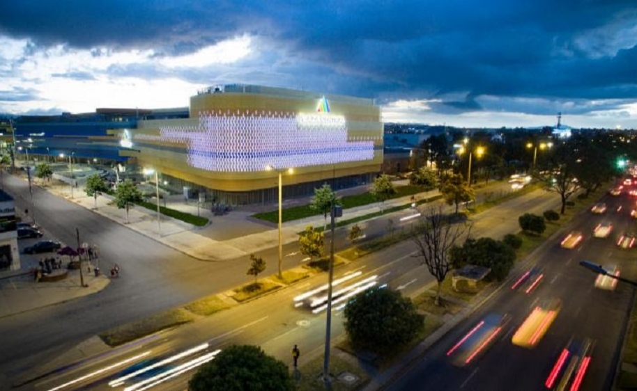 Centro comercial Plaza Central