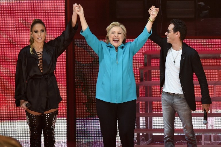 Jennifer Lopez, Hillary Clinton y Marc Anthony.