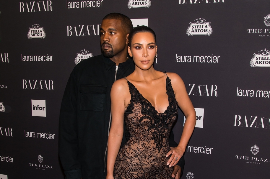 Kim Kardashian calentó las redes con foto de su cola