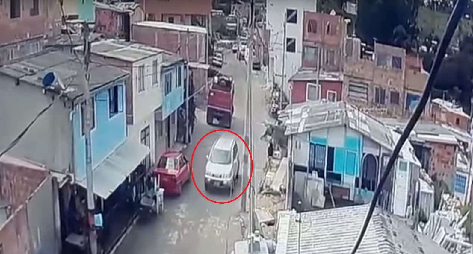 Video del momento en el que escapaba la camioneta