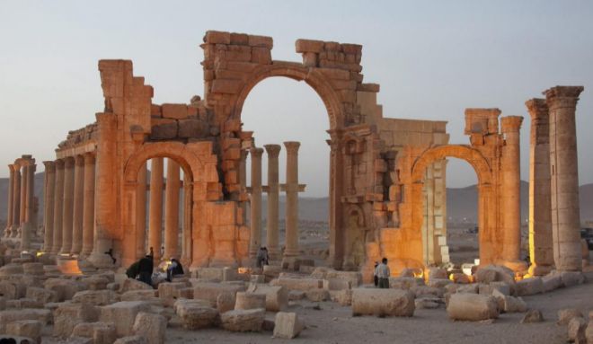 Grupo autodenominado Estado Islámico volvió a entrar en Palmira.
