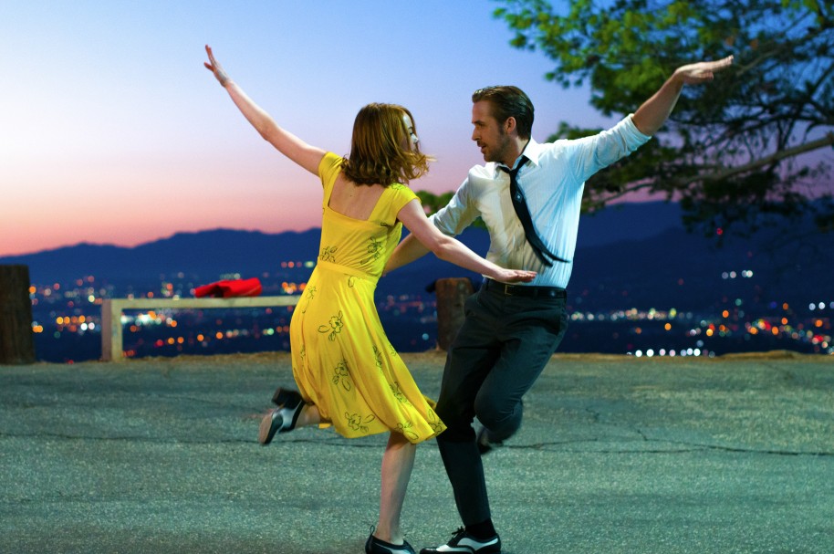 Emma Stone y Ryan Gosling en la cinta 'La La Land'