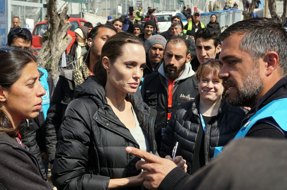 Angelina Jolie, en un campo de refugiados