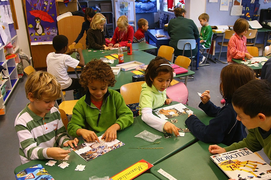 Niños jugando.