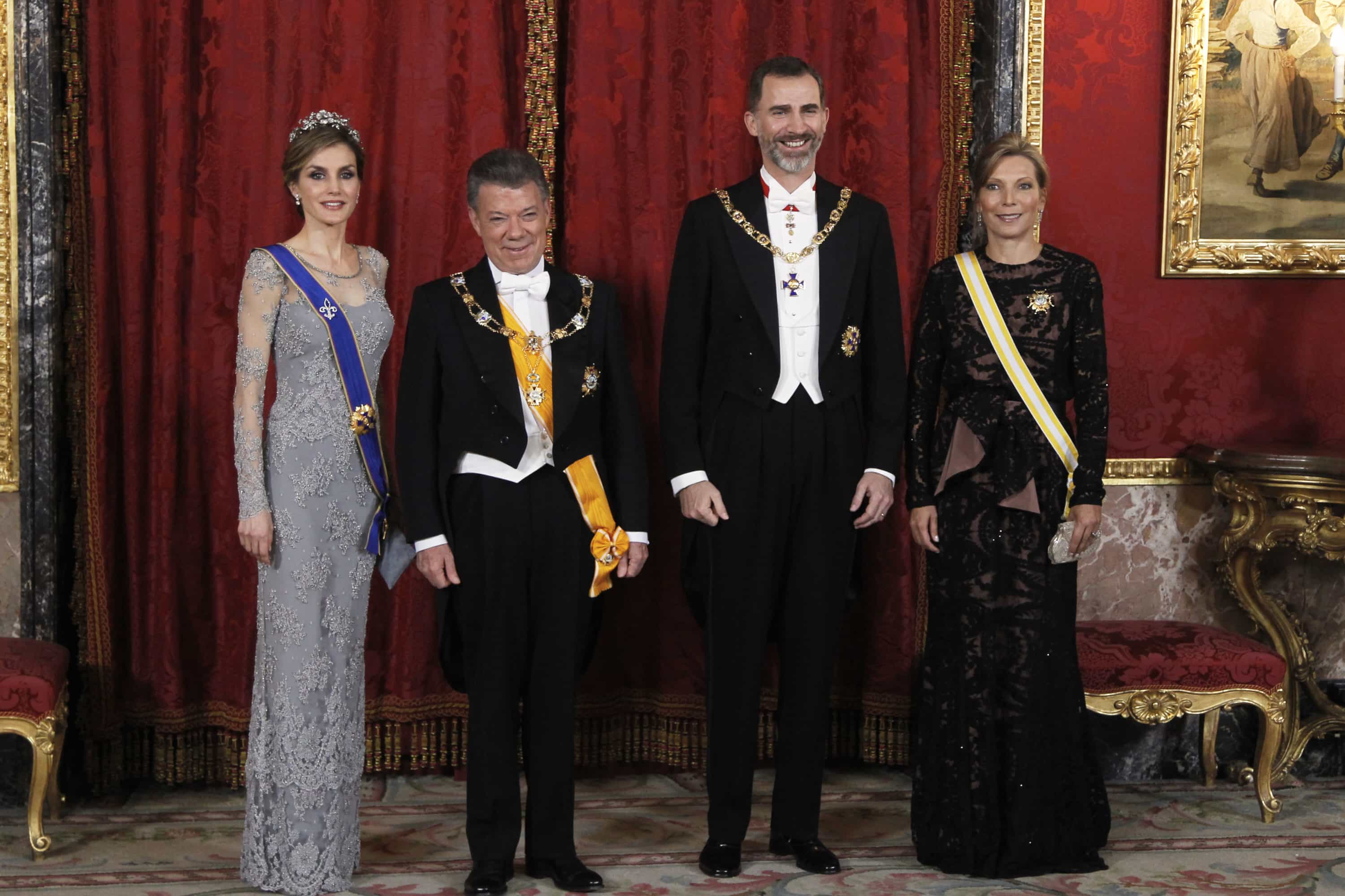 Reina Letizia de España, Juan Manuel Santos, el Príncipe Felipe VI de España y María Clemencia Rodríguez de Santos