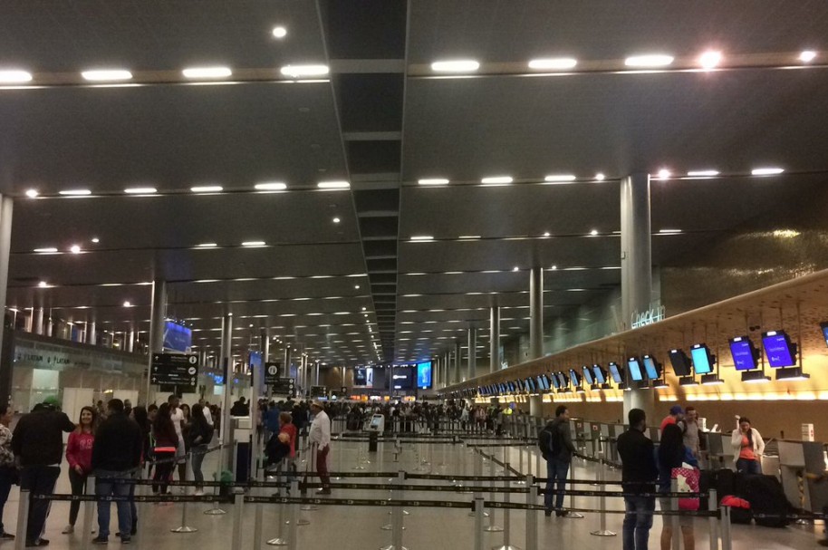 Área de 'check-in' internacional del aeropuerto El Dorado