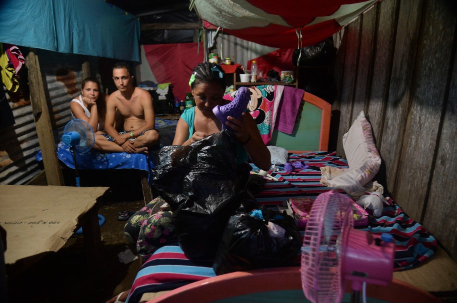 Familias desplazadas en Colombia (imagen de archivo)