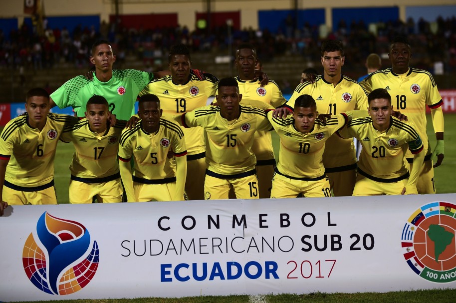 Selección Colombia Sub-20 posa antes del partido vs Brasil