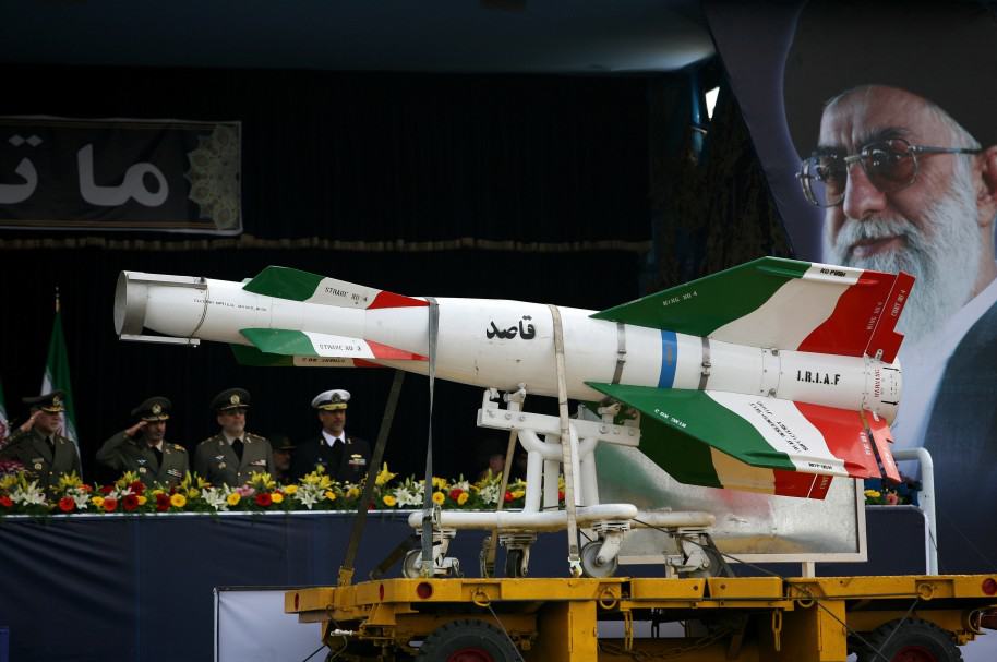 Misiles iraníes en desfile militar