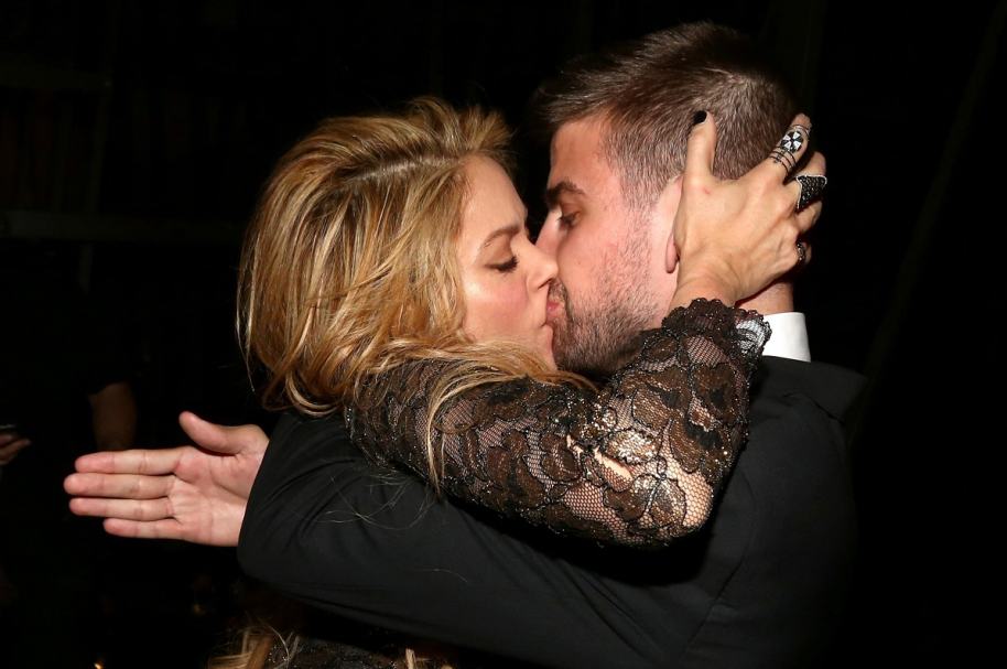La cantante Shakira y su pareja, el futbolista del Barcelona Gerard Piqué.