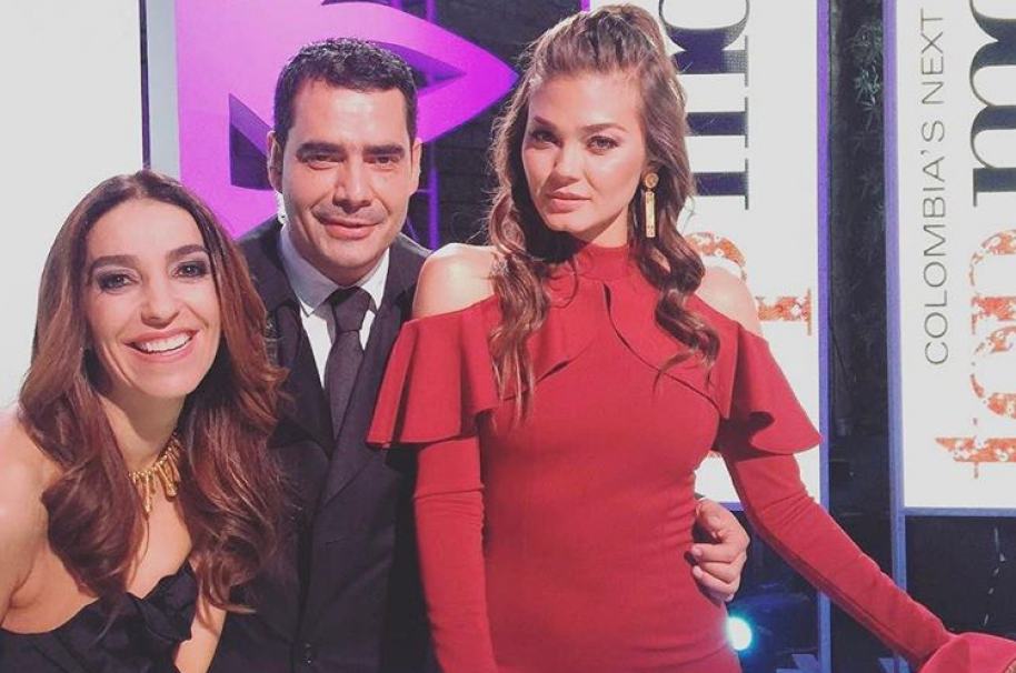 Kika Rocha, Mauricio Vélez y Karen Carreño en set de Colombia's Next Top Model. Pulzo.com