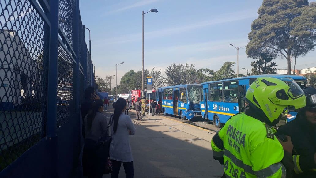 Choque de buses del SITP en Puente Aranda