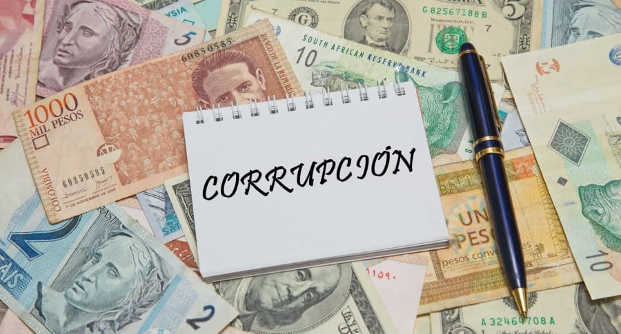 Imagen ilustrativa de la corrupción, con diversas divisas internacionales