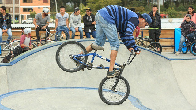 Abren pista de deportes extremos en Bogotá