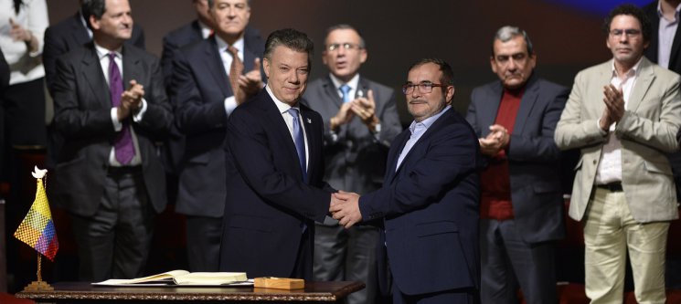 Juan Manuel Santos y Rodrigo Londoño Echeverry