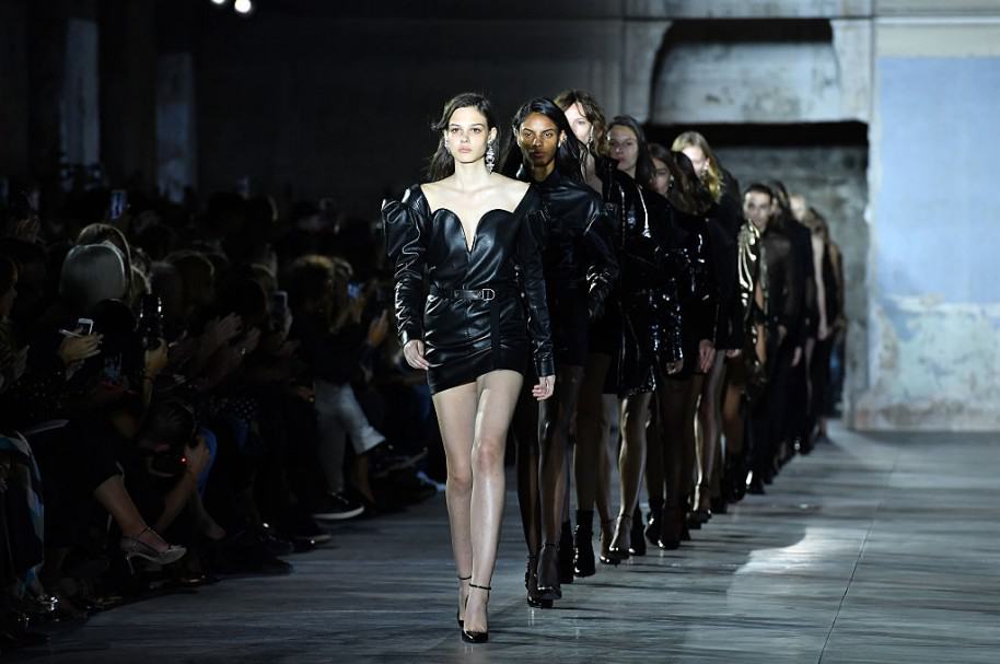 Desfile Yves Saint Laurent