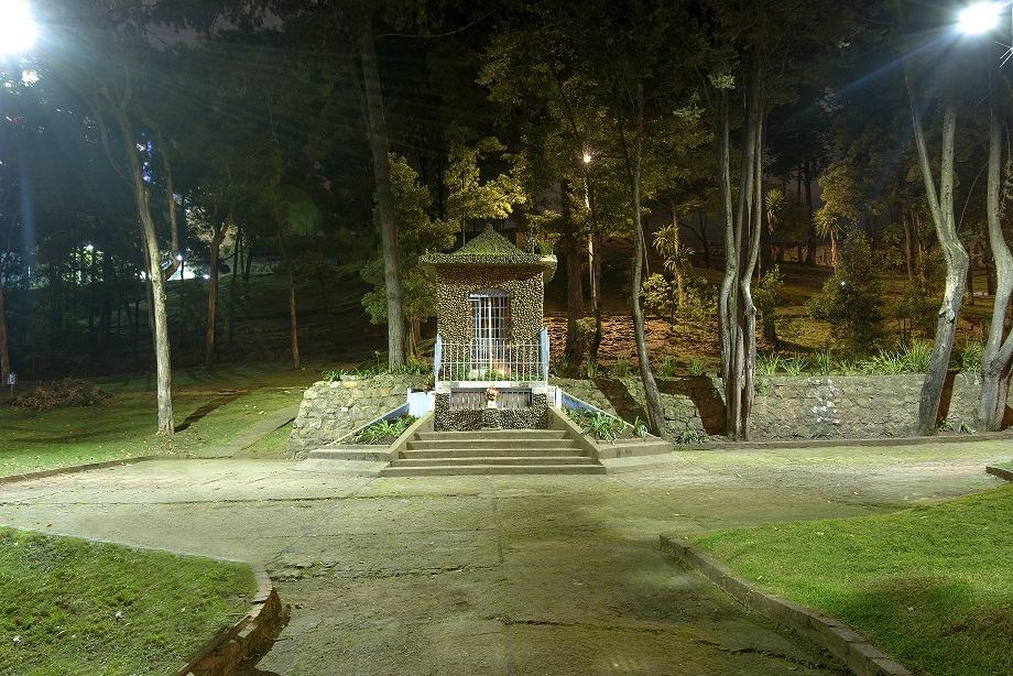 Parque La virgen, después de la iluminación.. Parque La virgen, después de la iluminación..