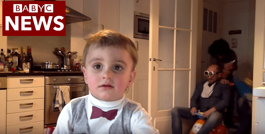 Parodia de entrevista de BBC a profesor interrumpida por sus hijos. Pulzo.com