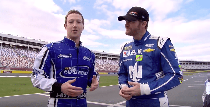 Mark Zuckerberg y el piloto piloto Dale Earnhardt Jr. Pulzo.com