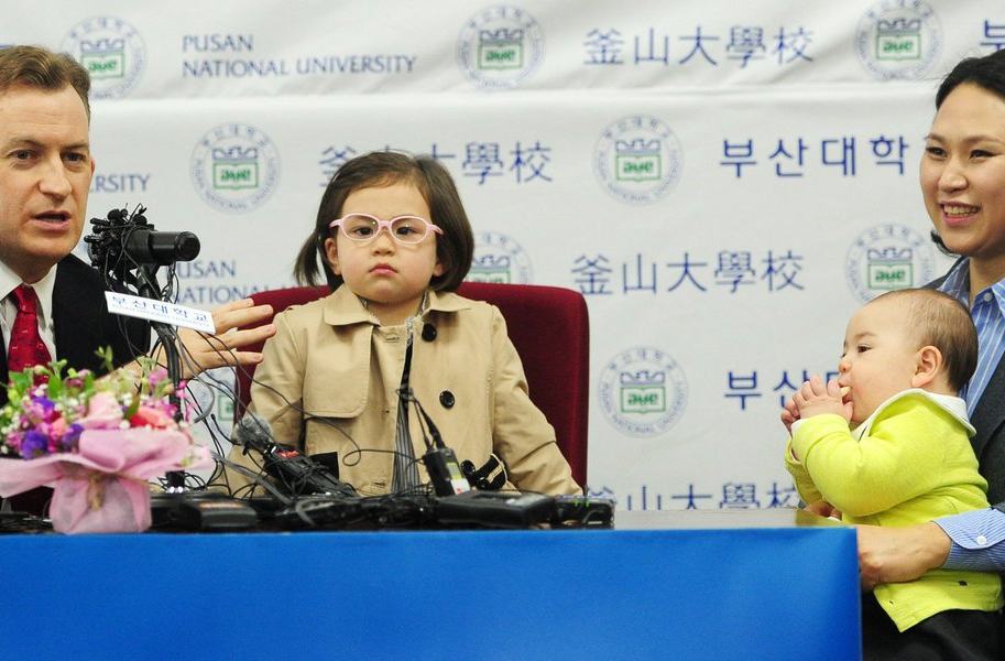 Marion Kelly en rueda de prensa